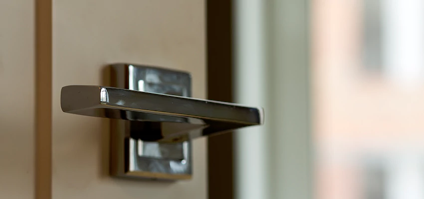 Door Lever Knob Repair in Adelanto, California