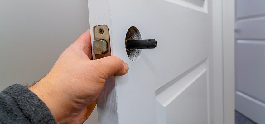 Nighttime Locksmith For Lock Repair in Adelanto, CA