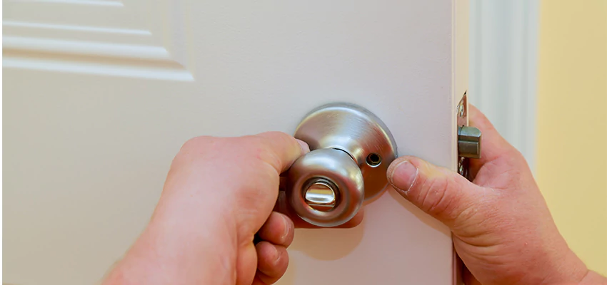 After-hours Locksmith For Lock And Key Installation in Adelanto, CA