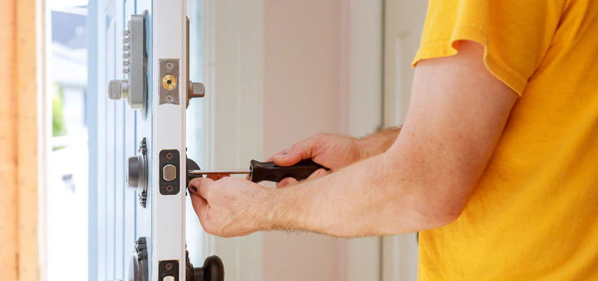 Eviction Locksmith For Key Fob Replacement Services in Adelanto, CA